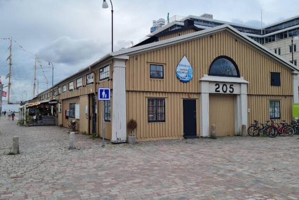 Husbaten Vega 2 Goeteborg City מראה חיצוני תמונה